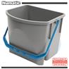 Cubo delantero de agua limpía con asa azul 17L
