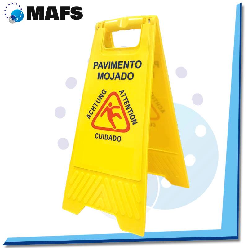 SEÑALIZACIÓN PAVIMENTO MOJADO